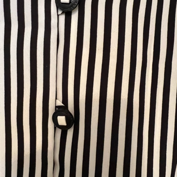 Jo Hardin stripped blouse with side vents - Picture 7 of 7